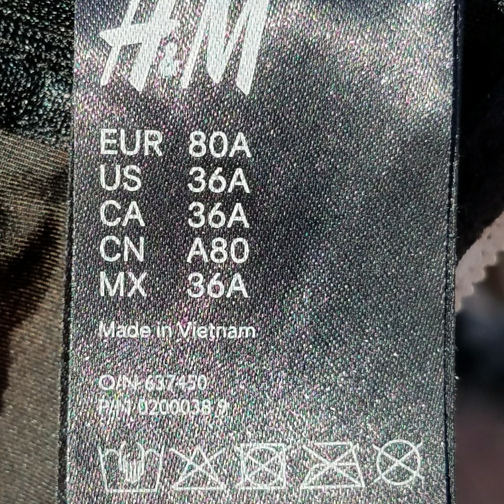 New H&M padded bra - Picture 3 of 3